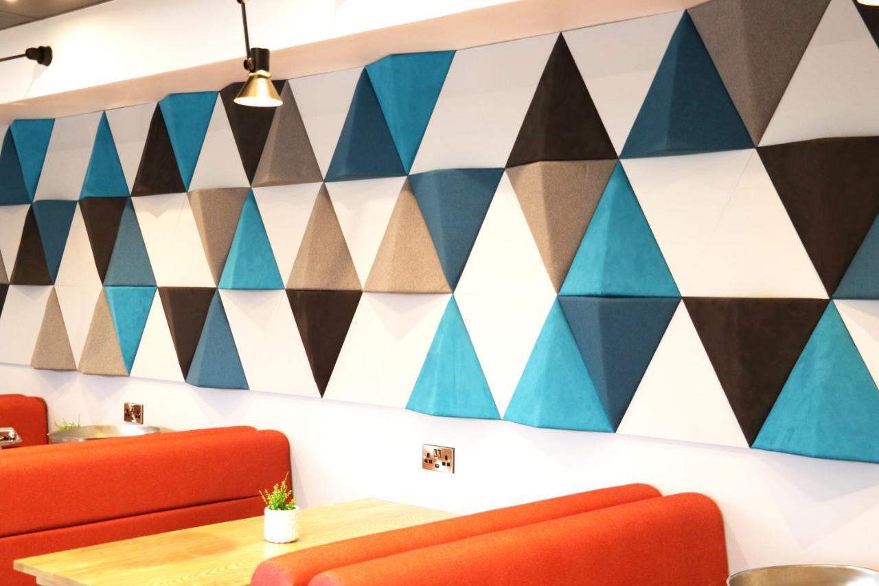 Holiday Inn Express, Chester Racecourse By Ihg Dış mekan fotoğraf