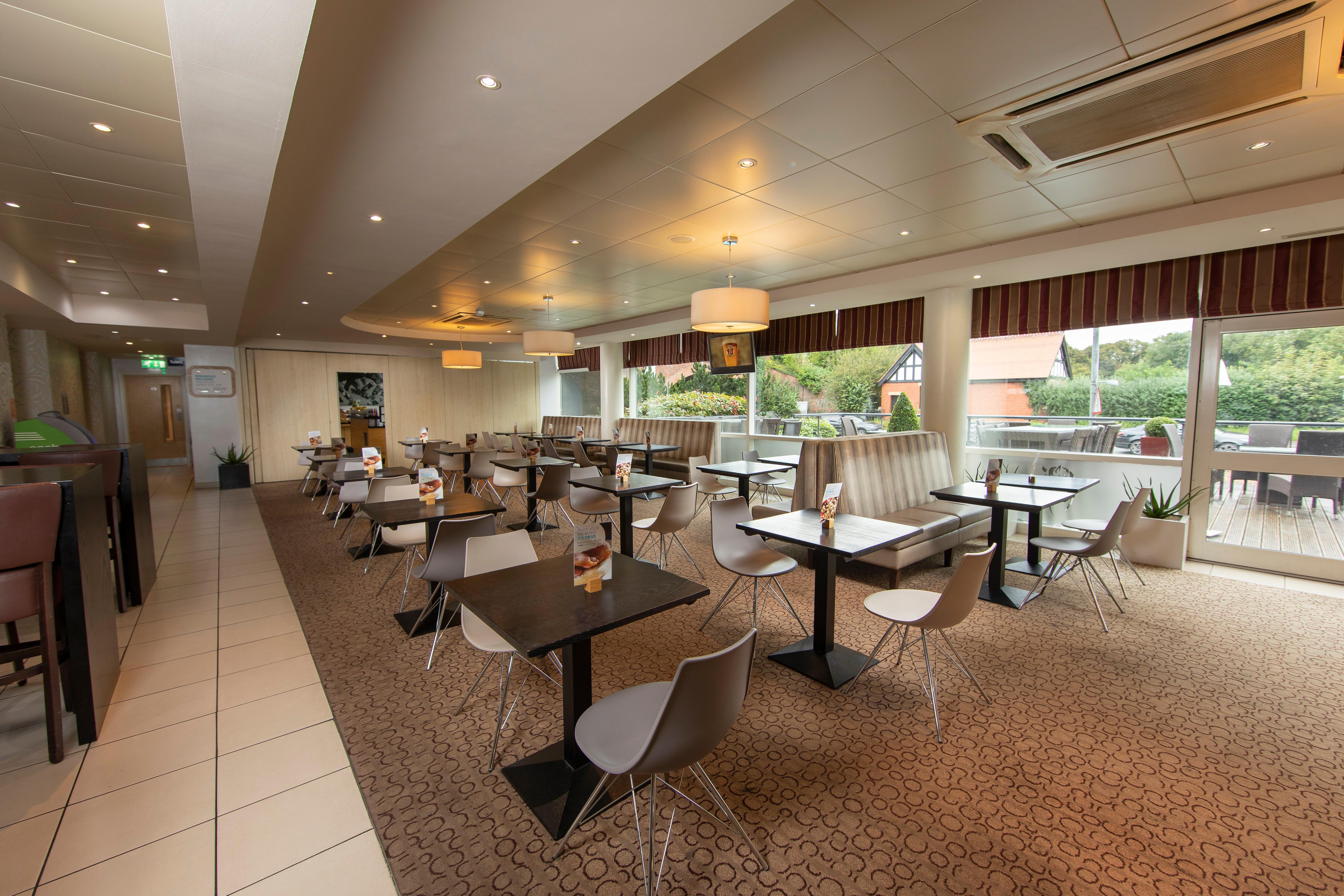 Holiday Inn Express, Chester Racecourse By Ihg Dış mekan fotoğraf