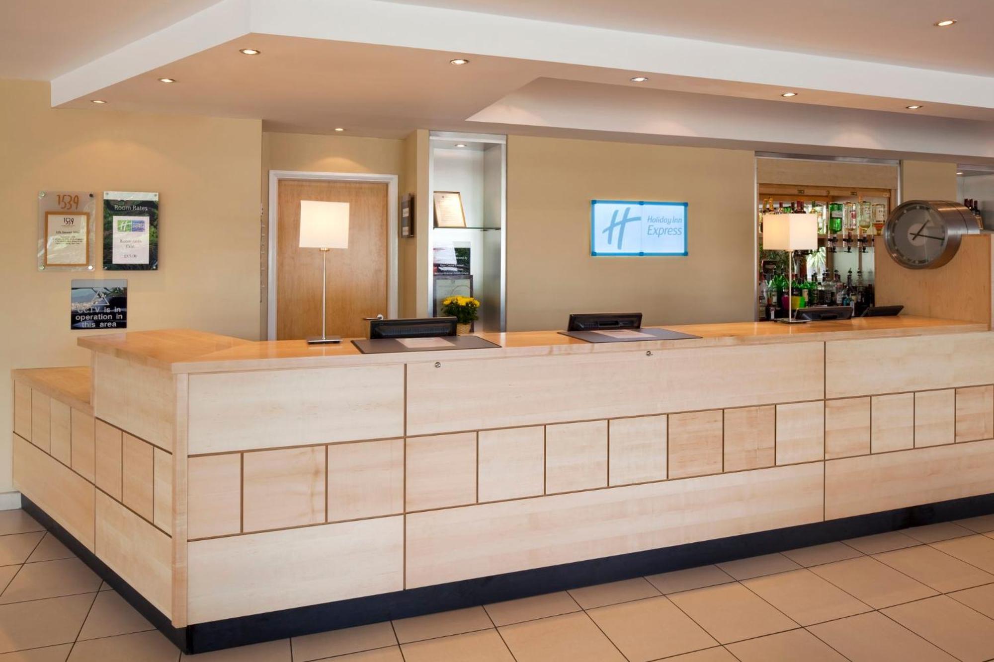 Holiday Inn Express, Chester Racecourse By Ihg Dış mekan fotoğraf