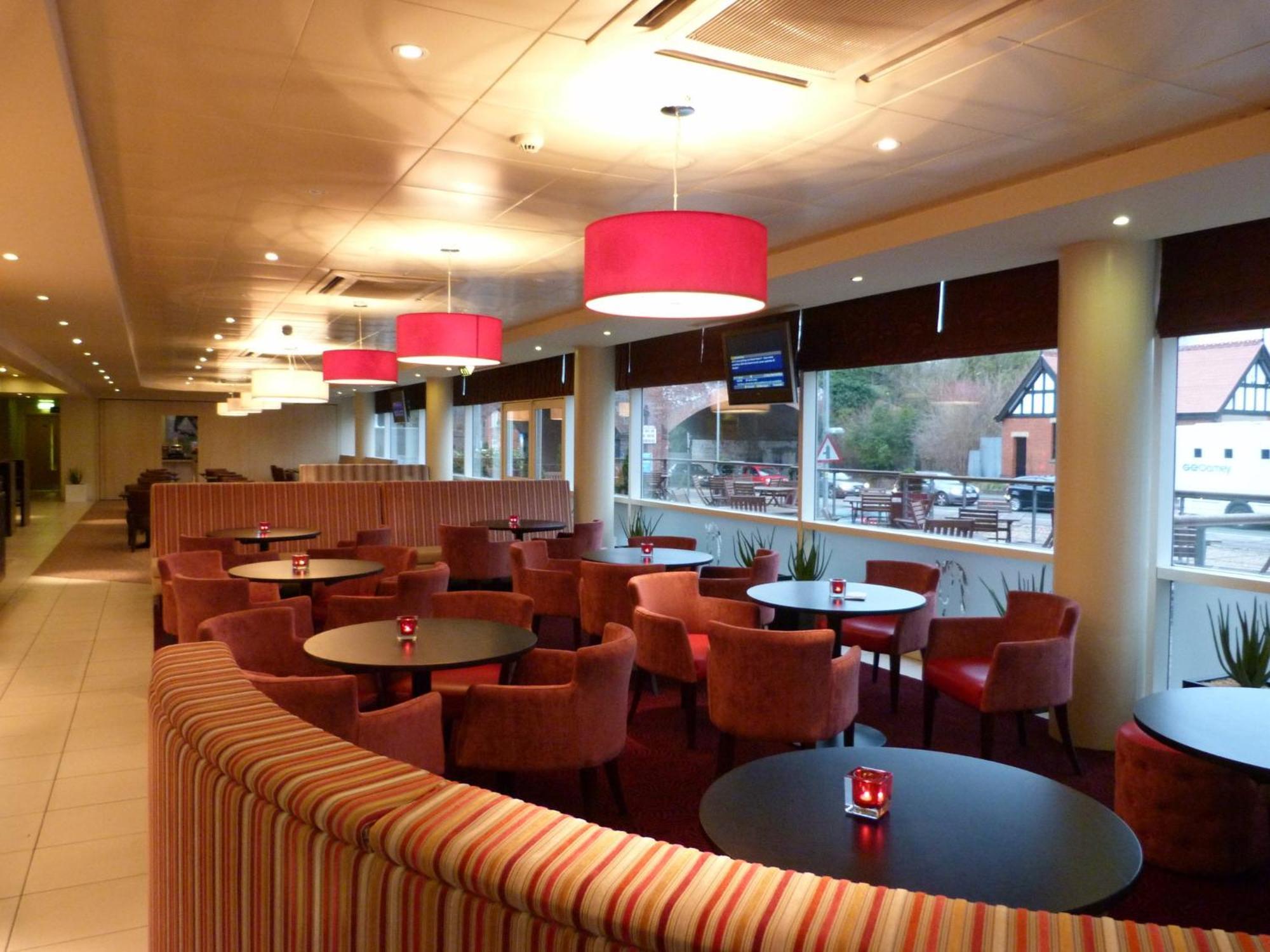 Holiday Inn Express, Chester Racecourse By Ihg Dış mekan fotoğraf