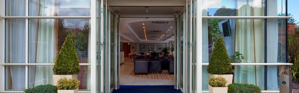 Holiday Inn Express, Chester Racecourse By Ihg Dış mekan fotoğraf