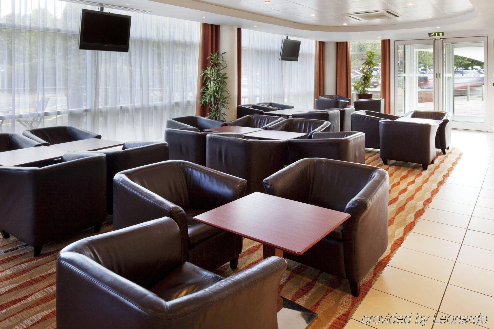 Holiday Inn Express, Chester Racecourse By Ihg Dış mekan fotoğraf